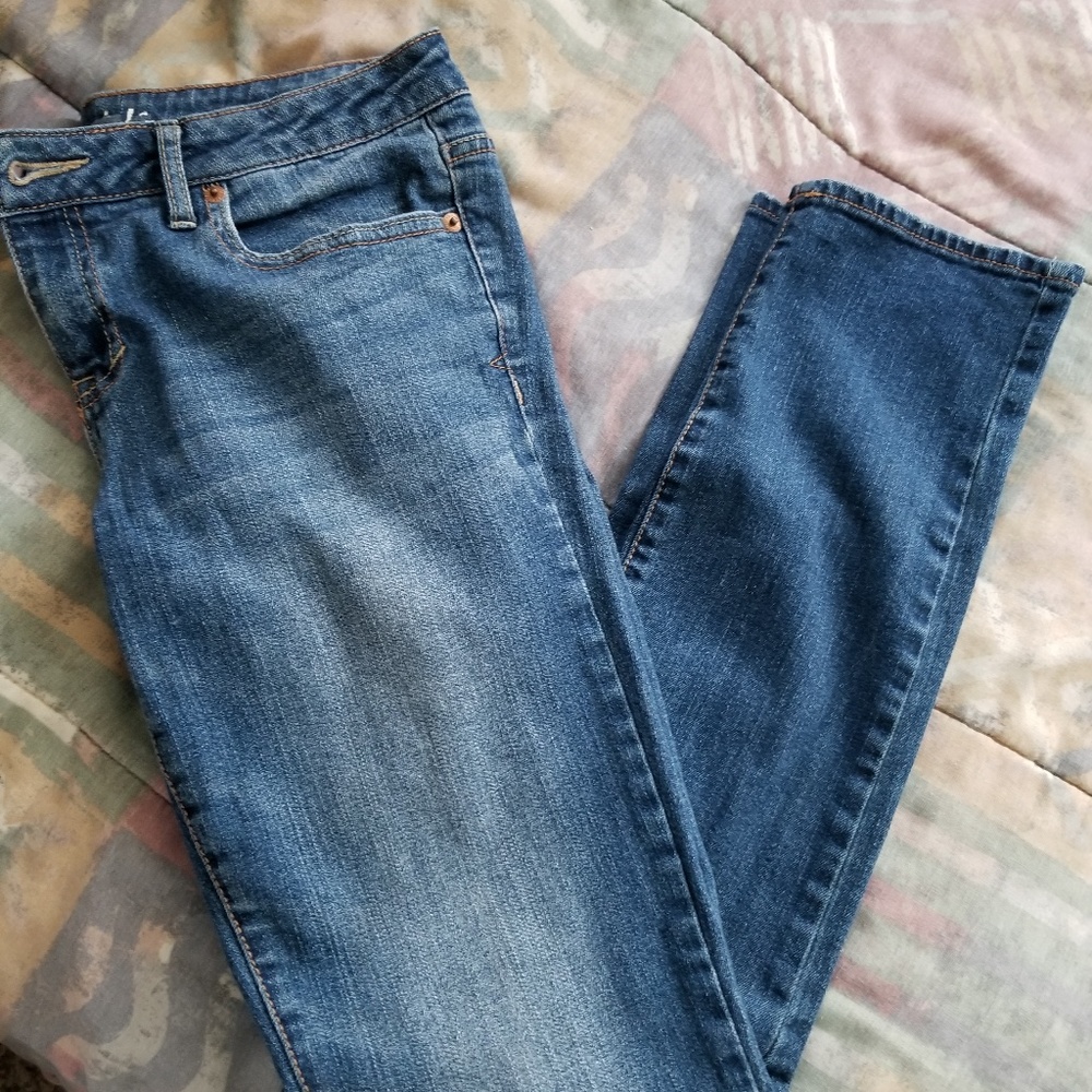 Aeropostale skinny Jean's size 6